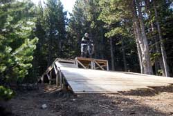 cycles et nature a vallnord pour la dh cup